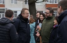 Фото 20: Представники Польщі і Великої Британії відвідали найбільше модульне містечко у Львові, яке звели за кошти цих країн
