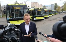 Фото 22: Мер Львова оглянув перші 10 нових тролейбусів виробництва «Електрон»