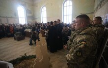 Фото 13: У «Домі Милосердя» освятили каплицю св. Миколая