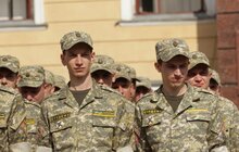 Фото 10: Урочистий ритуал складання Військової присяги студентами цивільних вищих навчальних закладів, які навчалися за програмою підготовки офіцерів запасу 