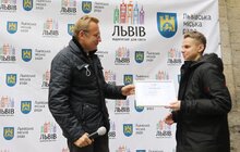 Фото 4: В рамках Програми підтримки обдарованої молоді 30 львів'ян отримали по 10 тисяч гривень премії