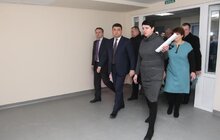 Фото 6: Прем’єр-міністр України Володимир Гройсман оглянув стан виконання ремонтних робіт у Львівському перинатальному центрі