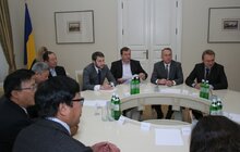 Фото 4: Зустріч з керівниками пекінської компанії BCEG International Co., LTD