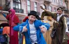 Фото 5: Карнавальною ходою у Львові розпочався «Золотий Лев на вулиці – 2017»