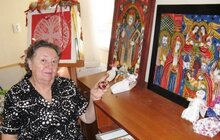 Фото 4: Львів’яни літнього віку розмальовували писанки