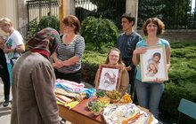 Фото 2: У Львові відбувся ярмарок-продаж виробів молоді з особливими потребами
