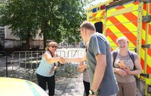Фото 2: Громада Кембриджа передала українським медикам та військовим ще три «швидкі»
