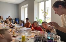 Фото 5: Діти військовослужбовців розмальовували писанки у Центрі допомоги воїнам