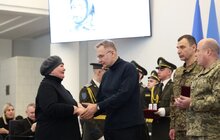 Фото 5: До Дня Збройних сил України 30 львів’ян, які захищали Україну, посмертно нагородили «Почесним знаком Святого Юрія»