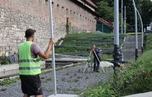 Фото 2: Між оборонним муром Бернардинів і вул. Винниченка відновлюють ремонтні роботи (відео)