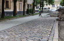 Фото 3: На вул. Грецькій триває поточний ремонт дорожнього покриття