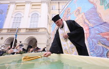 Фото 5: Водохреща у Львові: на площі Ринок священики різних конфесій освятили воду (фото/відео)