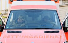 Фото 4: Німецькі волонтери передали українським воїнам та медикам ще 10 швидких