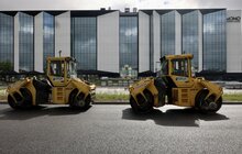 Фото 5: Рух оновленою ділянкою вул. Стрийської планують відкрити у суботу: вже завершують асфальтування (фото)