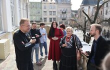 Фото 12: В мерії Львова нагородили працівників театрів