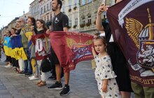 Фото 7: У Львові вперше підняли Прапор Надії в пам’ять про зниклих безвісти захисників (відео)