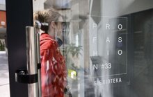 Фото 6: Фотостудія, майстерня для шиття і велика тематична книгозбірня: у Львові відкрилась ProFashion бібліотека