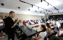 Фото 9: «Готелі, ресторани, кафе, театри та музеї мають бути доступними», – мер Львова про переобладнання закладів гостинності