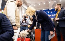 Фото 3: Посолка США в Україні Бріджит Брінк відкрила у Львові Американський дім