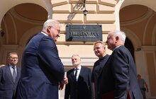 Фото 4: «Ви будете поколінням перемоги»: у ЛНУ ім. І. Франка посвятили в першокурсники студентів факультету міжнародних відносин