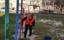 Фото 51: На території Львова проводять миття і дезінфекцію дитячих майданчиків