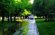 Фото 30: Комунальні служби продовжують миття міста