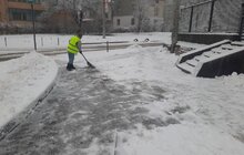 Фото 16: Впродовж дня снігоприбиральна техніка працюватиме в робочому режимі
