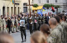 Фото 2: У Львові попрощались із Тарасом Матвіївим