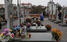 Фото 14: У Львові на Личаківському кладовищі вшанували Героїв