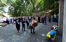Фото 8: У Львові вшанували пам’ять розстріляних професорів на Вулецьких пагорбах