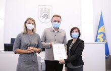 Фото 7: 100 успішних педагогів Львова отримали по 25 тисяч гривень