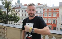 Фото 6: Учасники рок-гурту «Жадан і Собаки» стали амбасадорами проєкту UNBROKEN