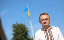 Фото 14: У Львові підняли Державний прапор над Меморіалом пам’яті Героїв Небесної Сотні