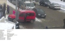 Фото 13: За вчорашній день працівники ЛКП «Львівавтодор» зафіксували 40 випадків порушень правил дорожнього руху через неналежне паркування