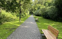 Фото 8: Столи та лавки у парках Львова: в місті триває облаштування вуличних меблів