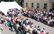 Фото 5: У Львові погасили сувенірну поштову марку із зображенням святого Юрія та урочисто відкрили Святоюрський ярмарок