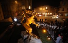 Фото 8: У Львові відбулася Стрілецька ватра на площі біля скульптурної композиції українським бійцям Листопадового чину