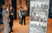 Фото 4: У Львові відкрили виставку, присвячену пошкодженій росіянами архітектурній пам’ятці Харкова – Держпрому (відео)