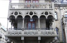 Фото 9: Відреставровано наріжний балкон у будинку на вул. Генерала Чупринки, 50−52: з міського бюджету на роботи виділено більше 1,5 млн грн