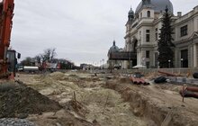Фото 15: Реконструкція пл. Двірцевої: роботи з прокладання головного водогону завершили