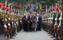 Фото 7: У Львові влада держави та міста вшанували пам’ять Героїв
