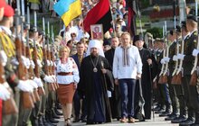 Фото 9: День Незалежності розпочався з молитви на Личаківському кладовищі