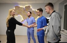 Фото 39: 2,5 мільйони для НЕЗЛАМНИХ: Оля Полякова разом із захисником з Азовсталі Михайлом Діановим приїхали до Львова