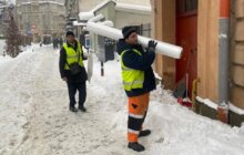 Фото 6: Через ворожий обстріл у Львові вибито понад 100 вікон: більшість з них вже закриті плівкою або фанерою