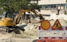 Фото 7: Триває другий етап реконструкції вул. Залізничної: підрядник замінює інженерні мережі