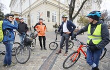 Фото 2: Мер Львова долучився до Європейського тижня мобільності і приїхав на роботу велосипедом