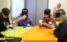 Фото 11: У «Джерелі» почали навчати фахівців, як працювати з незрячими дітьми