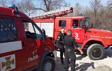 Фото 4: Два підпали у парку «Знесіння» за минулу добу: пошкоджено близько 4 га заповідної зони