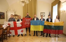 Фото 8: Мер Львова зустрівся з Ніко Амірґулашвілі, котрий планує пішки пройти від Вільнюса до Тбілісі
