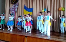 Фото 2: Для дітей з соціально вразливих сімей влаштували святковий захід